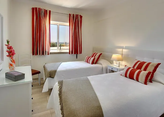 The By Seareen Apartment *